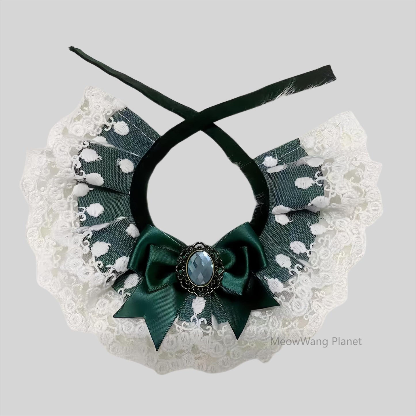 Lace Trimmed Pet Collar Bib Elegant Neck Accessory For Cats Small Dogs Luxury Pet Gift