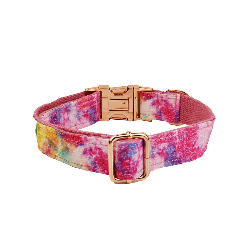 Bronzing Pet Collar Traction Rope On Foundation